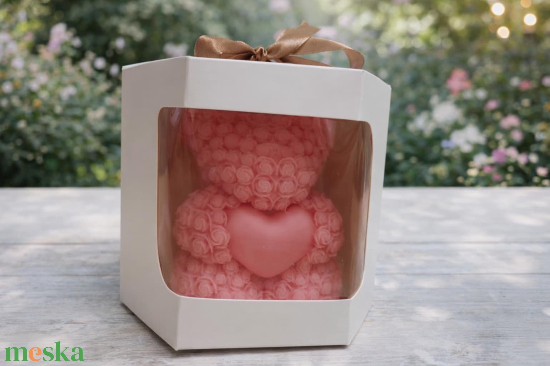 Rózsaszirmos óriás maci gyertya - otthon & életmód - gyertya, illat, aroma - gyertya - Meska.hu