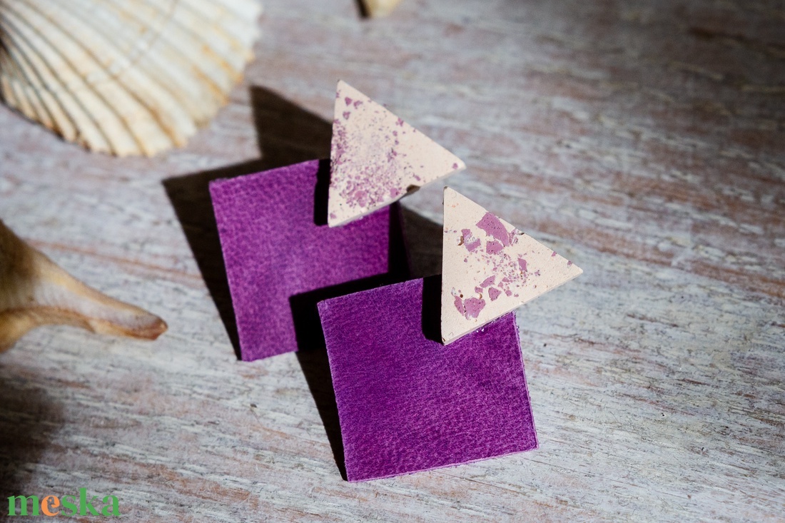 Purple triangle - ékszer - fülbevaló - lógó fülbevaló - Meska.hu Purple triangle - ékszer - fülbevaló - lógó fülbevaló - Meska.hu