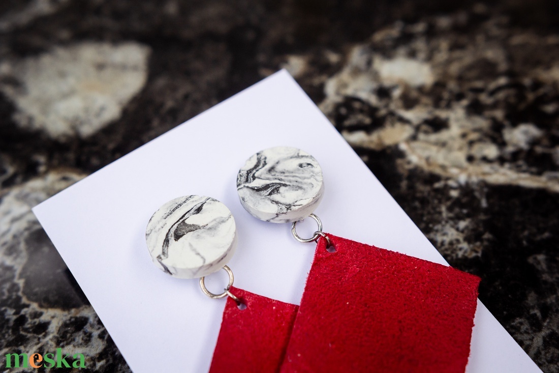 Big red marble - ékszer - fülbevaló - lógó fülbevaló - Meska.hu Big red marble - ékszer - fülbevaló - lógó fülbevaló - Meska.hu