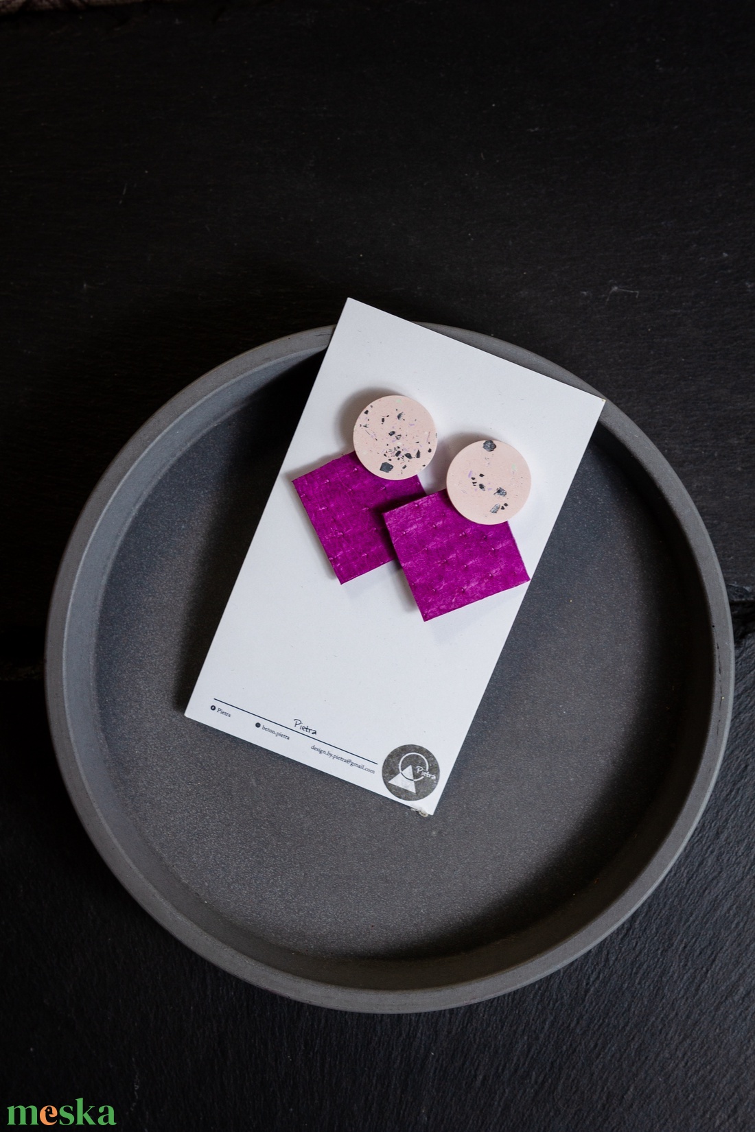 Pink - színes beton fülbevaló - ékszer - fülbevaló - lógó fülbevaló - Meska.hu Pink - színes beton fülbevaló - ékszer - fülbevaló - lógó fülbevaló - Meska.hu