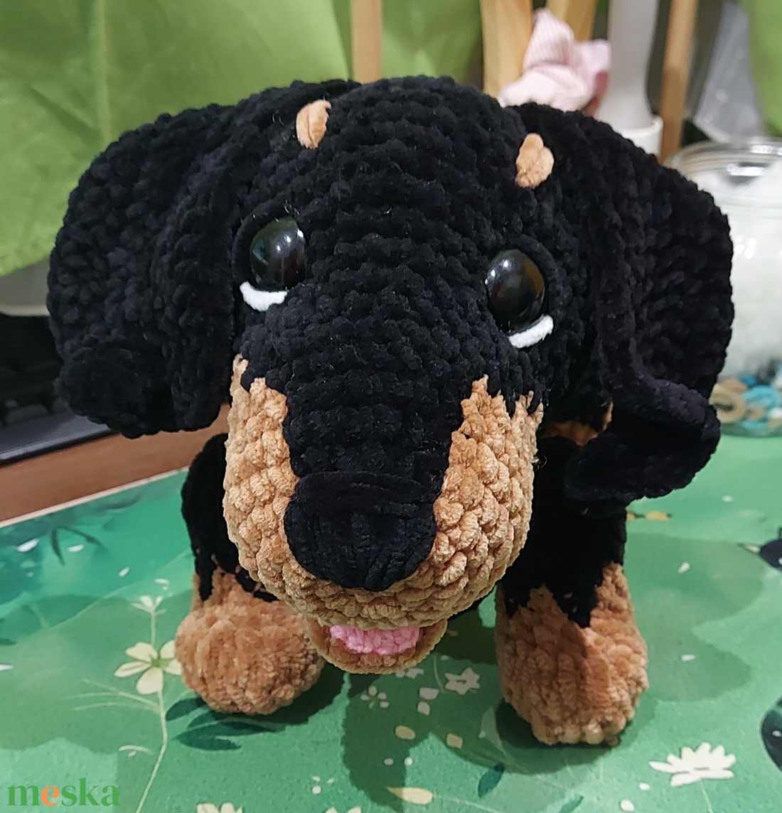 Horgolt Tacskó kutya - játék & sport - plüssállat & játékfigura - kutya - Meska.hu