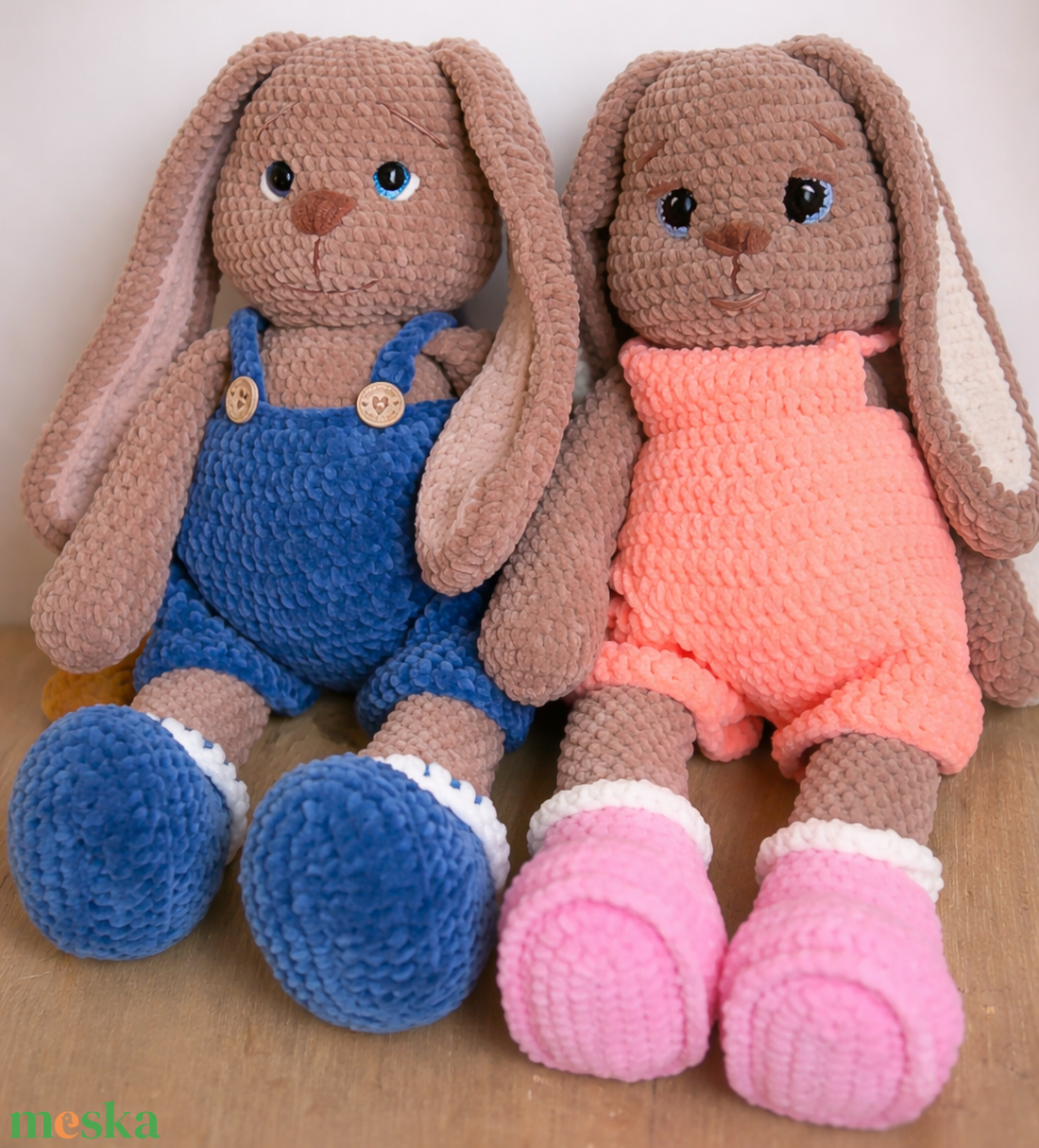 Horgolt Nyuszik párban - játék & sport - plüssállat & játékfigura - nyuszi - Meska.hu