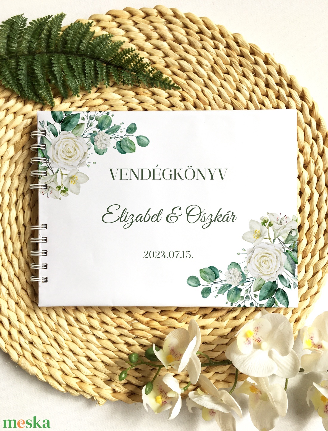 Fehér rózsás esküvői vendégkönyv, fotóalbum - esküvő - emlék & ajándék - vendégkönyv - Meska.hu Fehér rózsás esküvői vendégkönyv, fotóalbum - esküvő - emlék & ajándék - vendégkönyv - Meska.hu