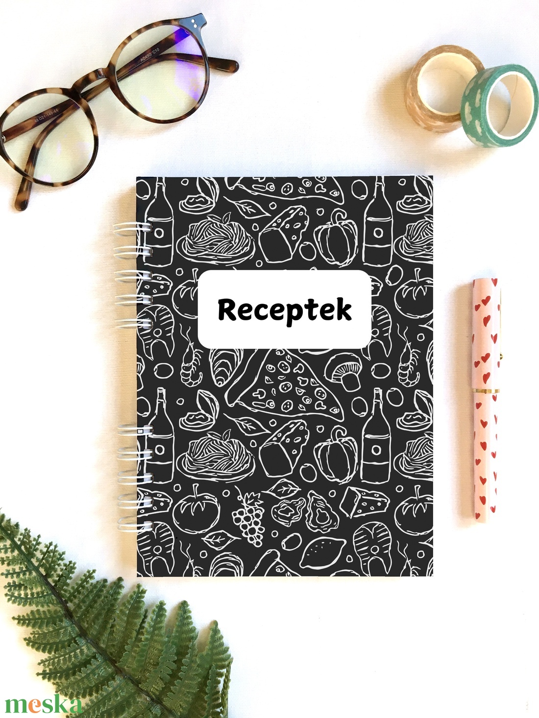 Fekete alapon étel mintás receptfüzet, receptgyűjtő spirálfüzet - otthon & életmód - konyhafelszerelés, tálalás - sütés, főzés - receptfüzet - Meska.hu Fekete alapon étel mintás receptfüzet, receptgyűjtő spirálfüzet - otthon & életmód - konyhafelszerelés, tálalás - sütés, főzés - receptfüzet - Meska.hu