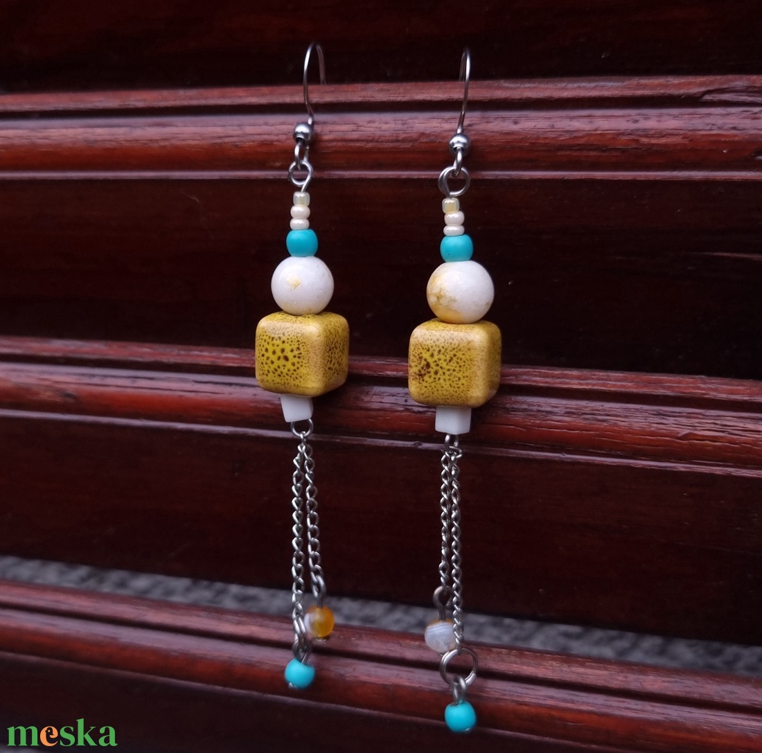 Pag-hosszú fülbevaló kerámiagyönggyel - ékszer - fülbevaló - lógó fülbevaló - Meska.hu