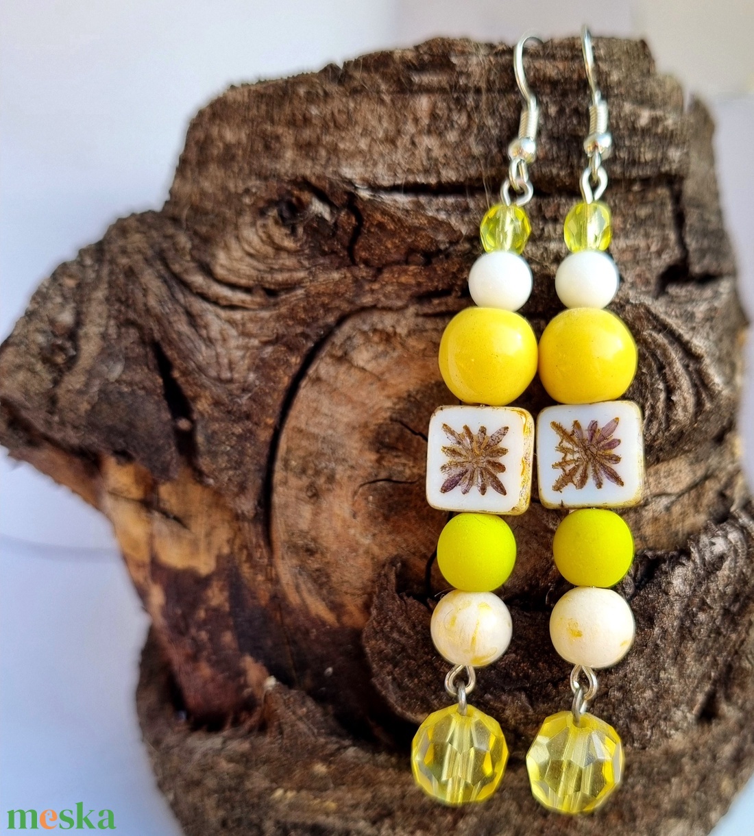 Napsugár-hosszú fülbevaló ásványgyöngyökkel - ékszer - fülbevaló - lógó fülbevaló - Meska.hu