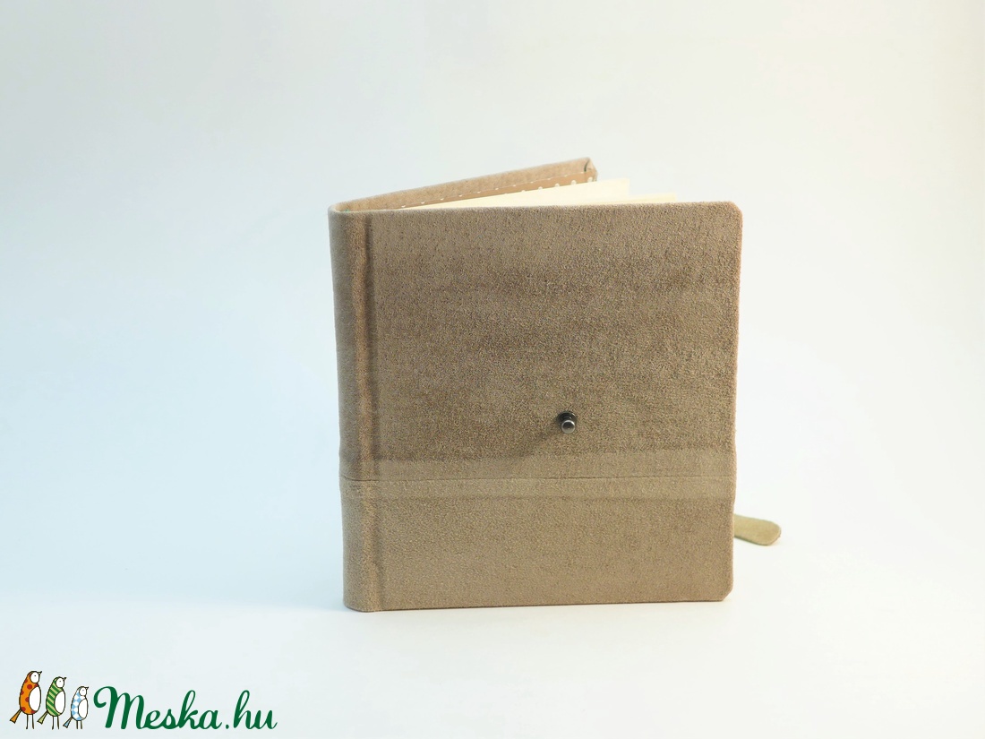 Kende - notesz, napló, emlékkönyv - drapp velúr bőr 16x16 cm - 302 - otthon & lakás - papír írószer - jegyzetfüzet & napló - Meska.hu Kende - notesz, napló, emlékkönyv - drapp velúr bőr 16x16 cm - 302 - otthon & lakás - papír írószer - jegyzetfüzet & napló - Meska.hu