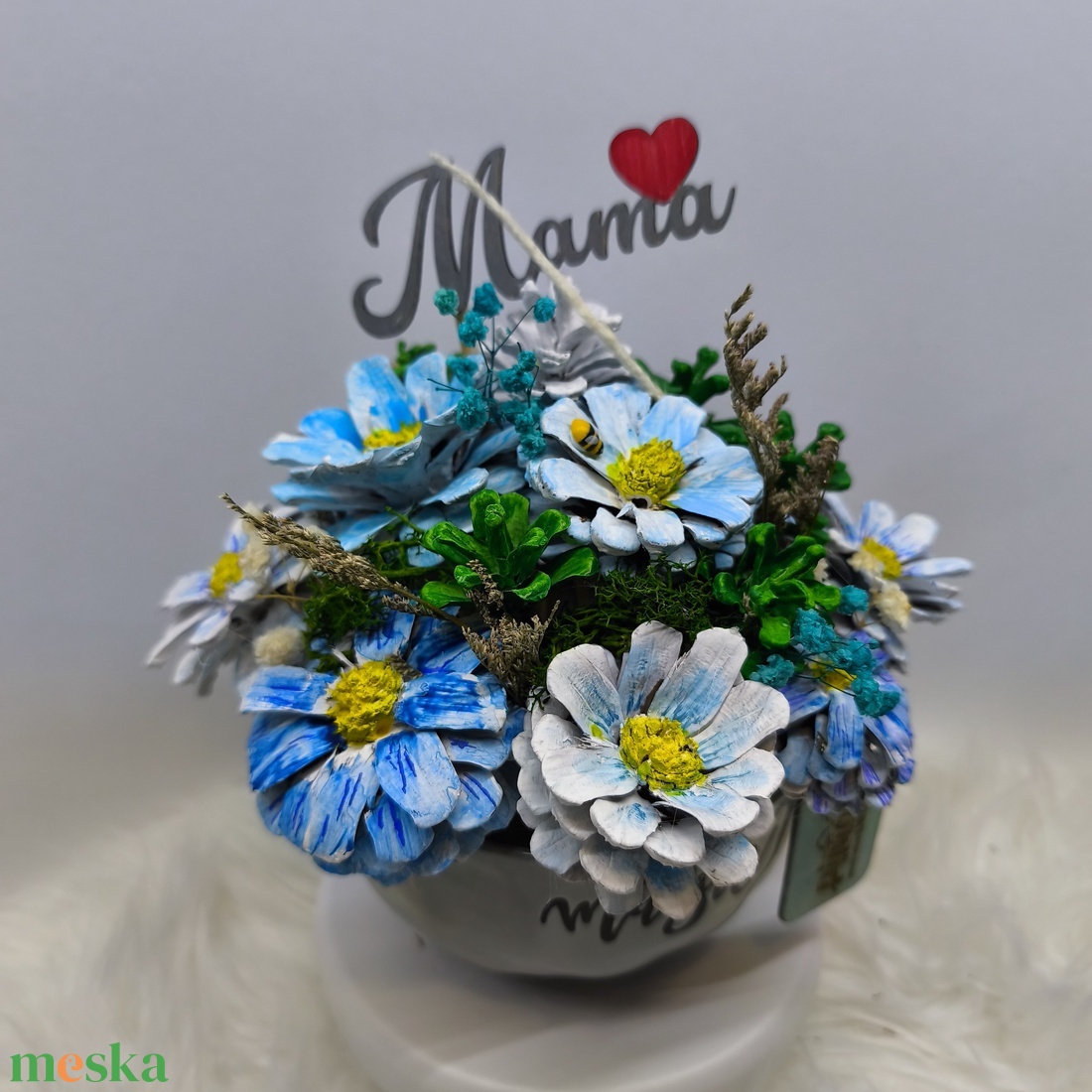 Kézzel festett tobozvirág-dísz kerámia tálban � kék � Anya / Mama felirattal, anyáknapi ajándék - otthon & életmód - dekoráció - asztal és polc dekoráció - asztaldísz - Meska.hu