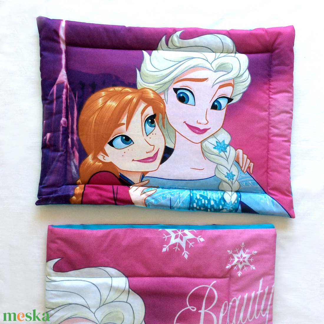 Ovis ágynemű - Frozen -  Jégvarázs Elza-Anna mintás ovis takaro és párna szett - játék & sport - ovis felszerelés - ovis ágynemű - Meska.hu