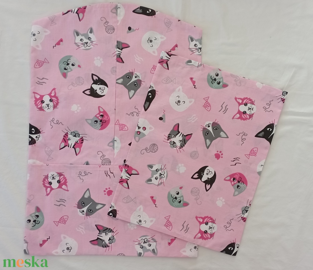 Ovis kezdőcsomag - Ovis ágynemű garnitúra szett cica mintás ovis takaró,párna,oviszs�k,tornazs�k szett - játék & sport - ovis felszerelés - ovis ágynemű - Meska.hu