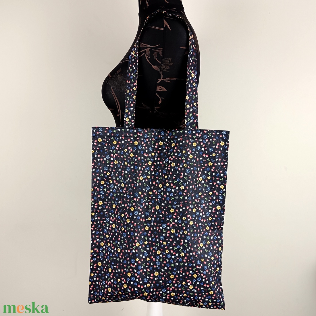 Szatyor - virág mintás textil táska - bevásárló táska  - egyedi bevásárló szatyor - textil szatyor - mosható szatyor - táska & tok - bevásárlás & shopper táska - shopper, textiltáska, szatyor - Meska.hu