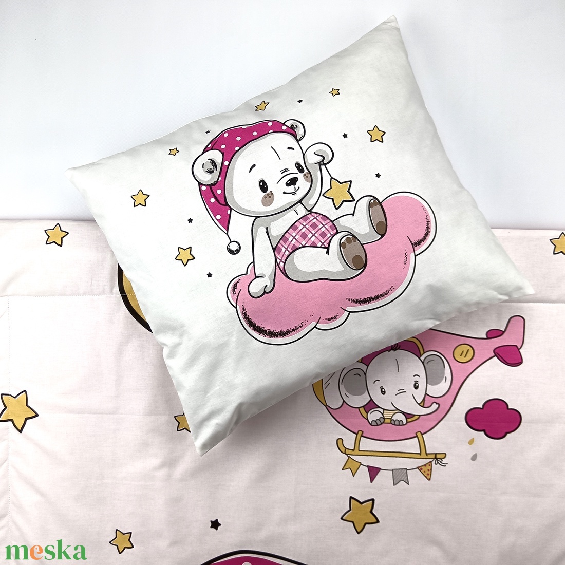 Egyedi 2 részes Ovis ágynemű - maci mintás ovis takaró és töltött párna szett - játék & sport - ovis felszerelés - ovis ágynemű - Meska.hu