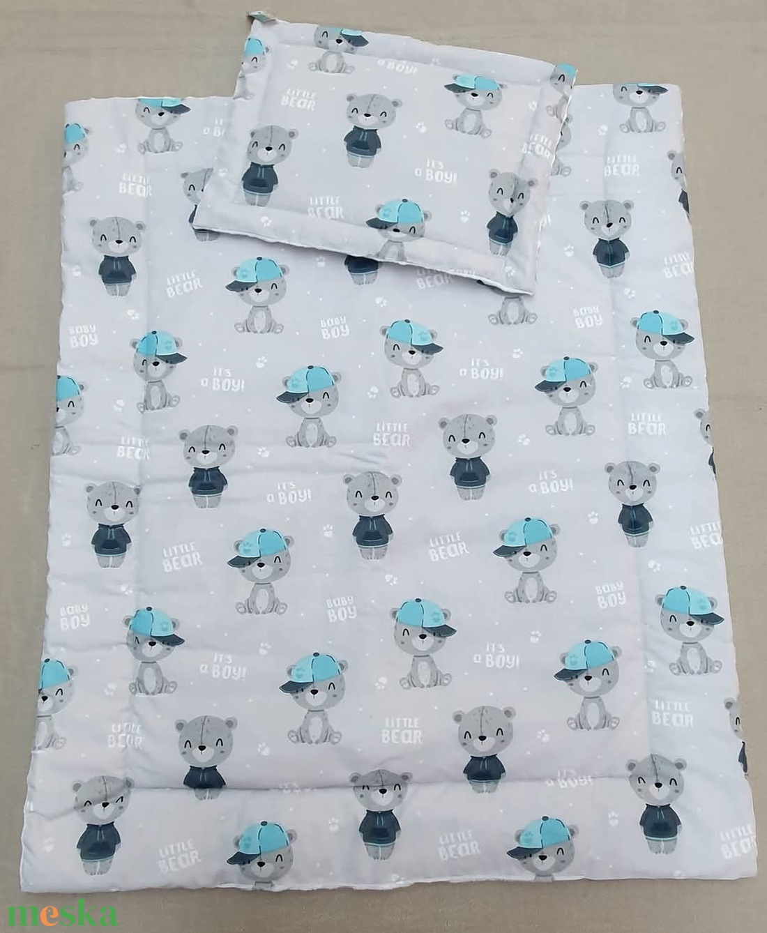 Baba - bölcsis ágynemű - maci mintás ovis takaro és párna szett - otthon & életmód - babaszoba, gyerekszoba - baba ágynemű - Meska.hu Baba - bölcsis ágynemű - maci mintás ovis takaro és párna szett - otthon & életmód - babaszoba, gyerekszoba - baba ágynemű - Meska.hu