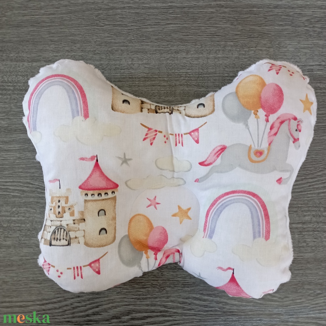 Babaprna fej deformció elleni prna kastély,ló mints - otthon & életmód - babaszoba, gyerekszoba - baba ágynemű - Meska.hu Babaprna fej deformció elleni prna kastély,ló mints - otthon & életmód - babaszoba, gyerekszoba - baba ágynemű - Meska.hu