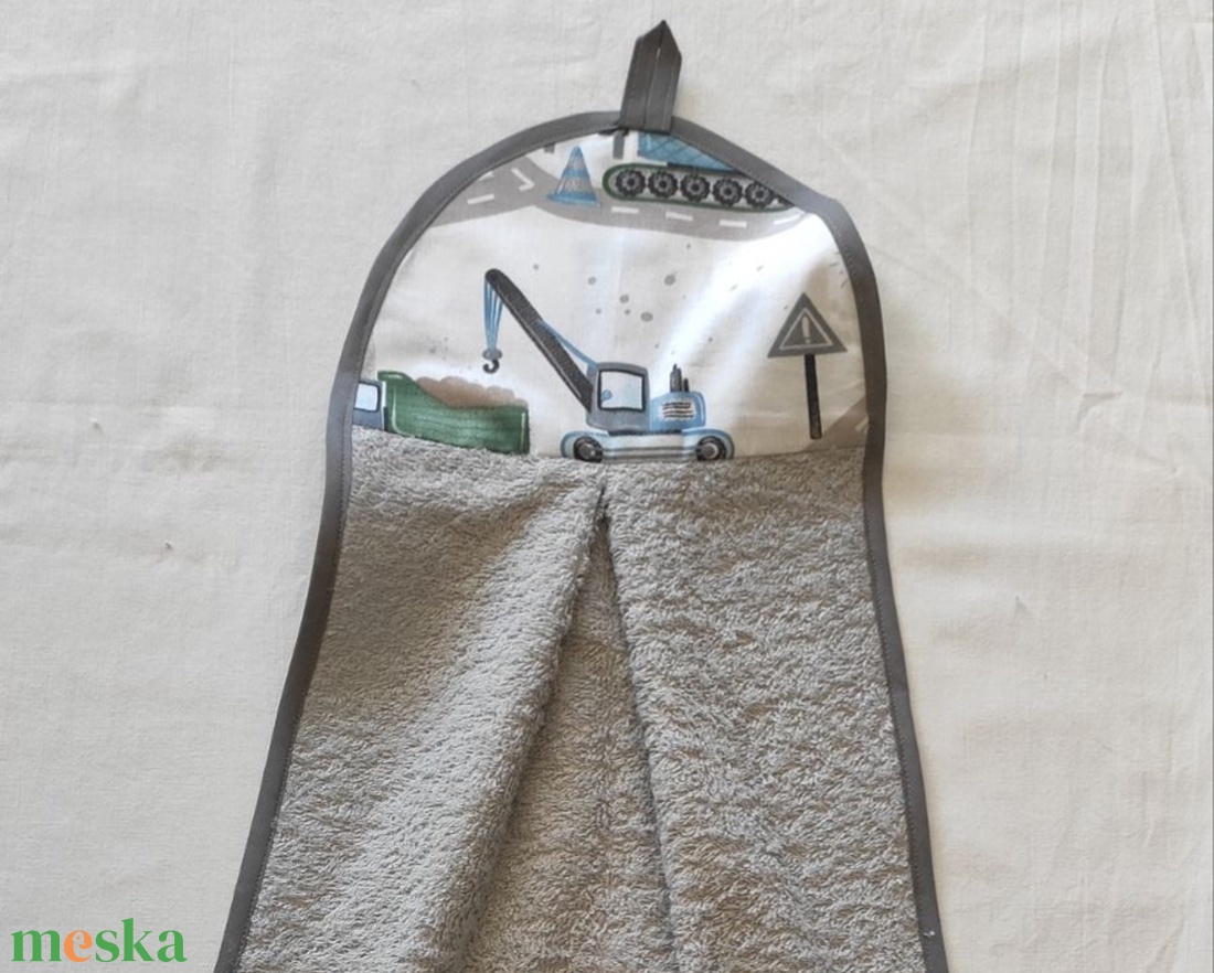 Egyedi ovis törölköző munkagépek mintás - ovodai kellék kéztörlő - játék & sport - ovis felszerelés - egyéb ovis kiegészítő - Meska.hu Egyedi ovis törölköző munkagépek mintás - ovodai kellék kéztörlő - játék & sport - ovis felszerelés - egyéb ovis kiegészítő - Meska.hu