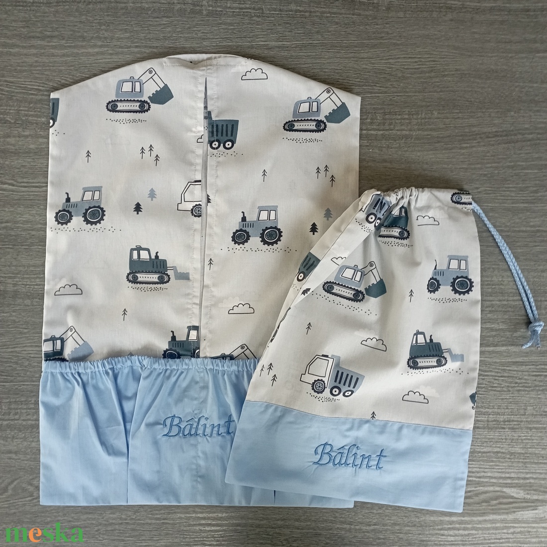  5 részes Egyedi ovis ágynemű - munkagépek mintás ovis takaró  -  párna - derékalj Oviszs�k szett - játék & sport - ovis felszerelés - ovis ágynemű - Meska.hu