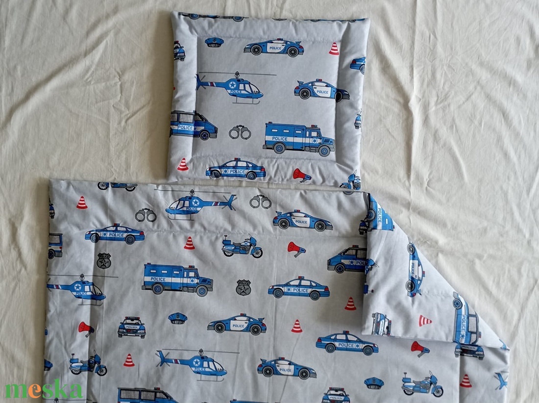 Ovis ágynemű - rendőrautó mintás ovis takaro és párna szett - játék & sport - ovis felszerelés - ovis ágynemű - Meska.hu
