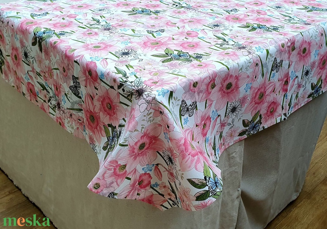 Asztalterítő virág mintás - otthon & életmód - lakástextil - abrosz, terítő - asztalközép terítő - Meska.hu