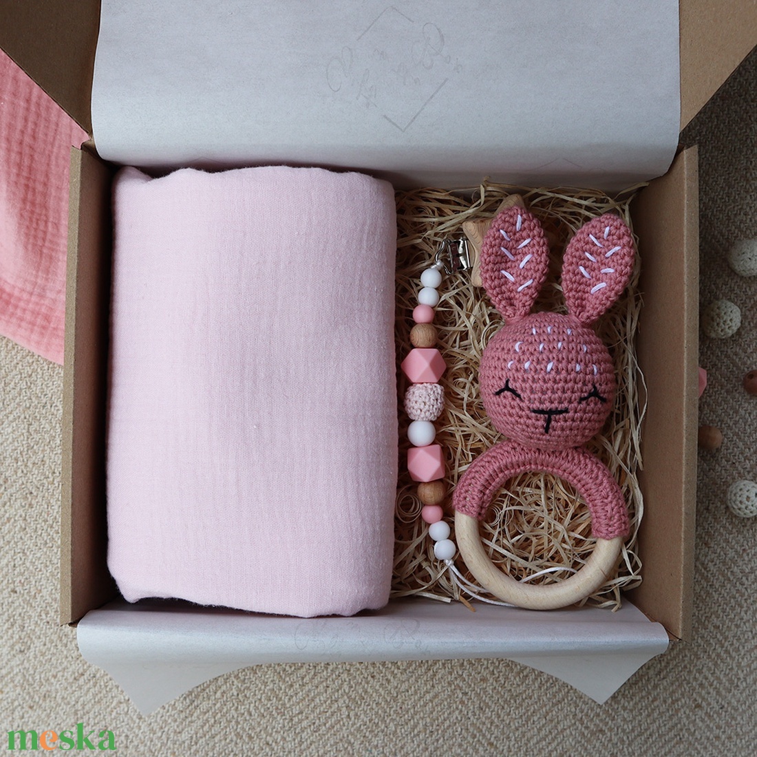 Light Pink Bunny Box - Baba ajándékdoboz / Babaváró ajándék / Babalátogató ajándék - játék & sport - babalátogató ajándékcsomag - Meska.hu Light Pink Bunny Box - Baba ajándékdoboz / Babaváró ajándék / Babalátogató ajándék - játék & sport - babalátogató ajándékcsomag - Meska.hu
