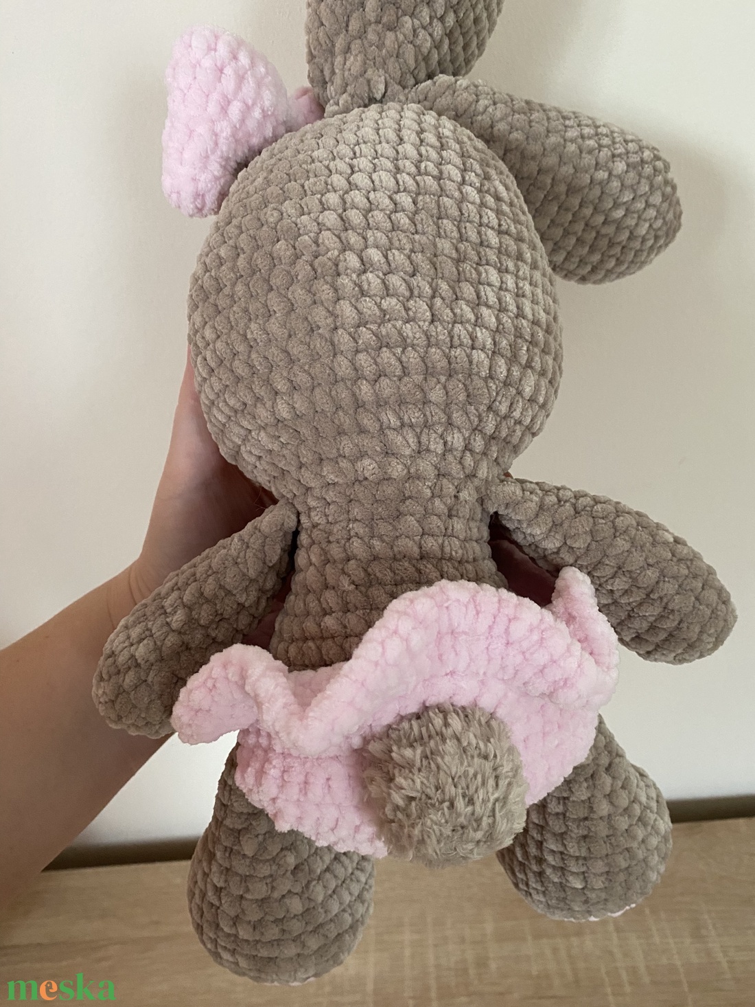 Horgolt öltöztethető kislány nyuszi amigurumi (Messza) - játék & sport - plüssállat & játékfigura - nyuszi - Meska.hu Horgolt öltöztethető kislány nyuszi amigurumi (Messza) - játék & sport - plüssállat & játékfigura - nyuszi - Meska.hu