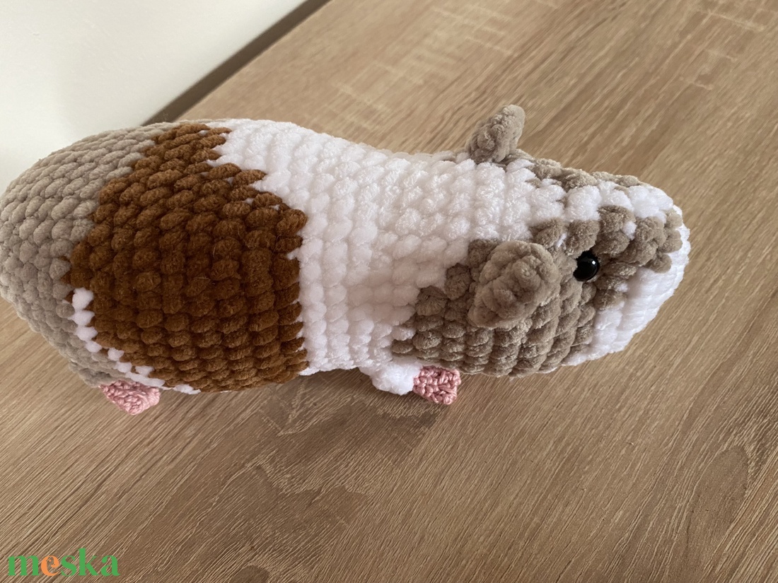 Horgolt pihe-puhe tengerimalac amigurumi (Messza) - játék & sport - plüssállat & játékfigura - más figura - Meska.hu Horgolt pihe-puhe tengerimalac amigurumi (Messza) - játék & sport - plüssállat & játékfigura - más figura - Meska.hu