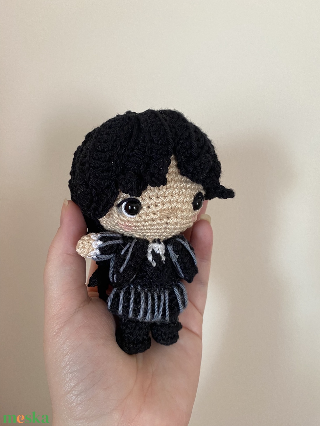 Wednesday horgolt baba amigurumi uniformisban (Messza) - játék & sport - baba & babaház - baba - Meska.hu Wednesday horgolt baba amigurumi uniformisban (Messza) - játék & sport - baba & babaház - baba - Meska.hu