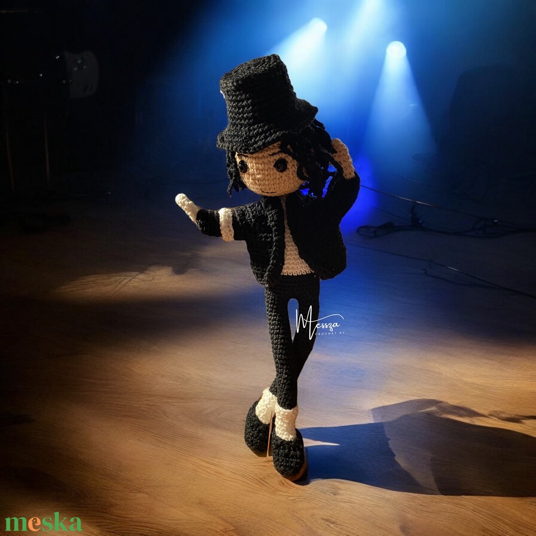 Horgolt Michael Jackson Jacko figura , amigurumi (Messza) - játék & sport - plüssállat & játékfigura - ember - Meska.hu Horgolt Michael Jackson Jacko figura , amigurumi (Messza) - játék & sport - plüssállat & játékfigura - ember - Meska.hu