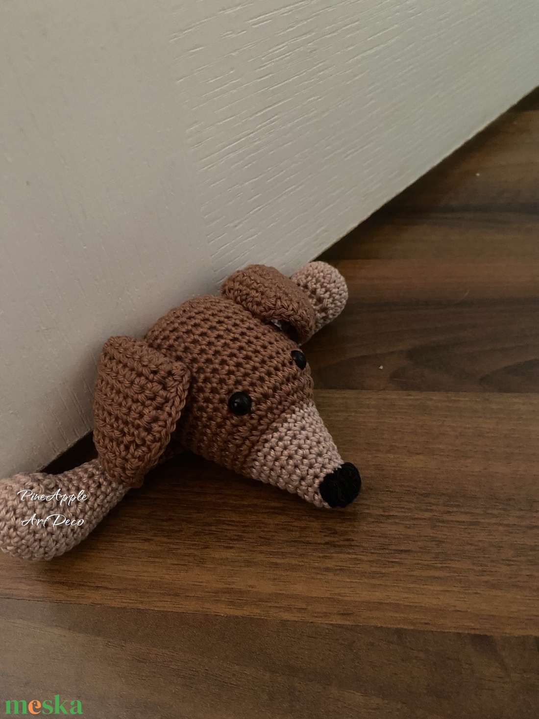 Horgolt tacskó ajtótámasz amigurumi (Messza) - otthon & életmód - dekoráció - ajtó- és ablak dekoráció - ajtótámasz - Meska.hu Horgolt tacskó ajtótámasz amigurumi (Messza) - otthon & életmód - dekoráció - ajtó- és ablak dekoráció - ajtótámasz - Meska.hu