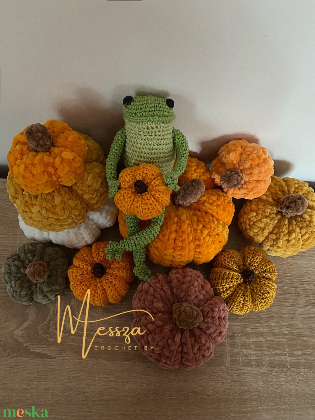 Horgolt drótozott, állítható kezű lábú (csak a ) Béka -kiegészítők külön vásárolhatóak meg!- amigurumi (Messza) - játék & sport - plüssállat & játékfigura - béka - Meska.hu Horgolt drótozott, állítható kezű lábú (csak a ) Béka -kiegészítők külön vásárolhatóak meg!- amigurumi (Messza) - játék & sport - plüssállat & játékfigura - béka - Meska.hu