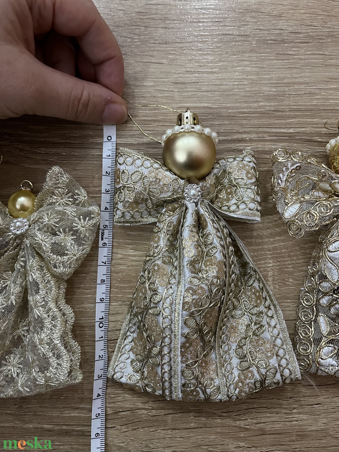 Csipkéből készült angyalkák - karácsony - karácsonyi lakásdekoráció - karácsonyfadíszek - Meska.hu