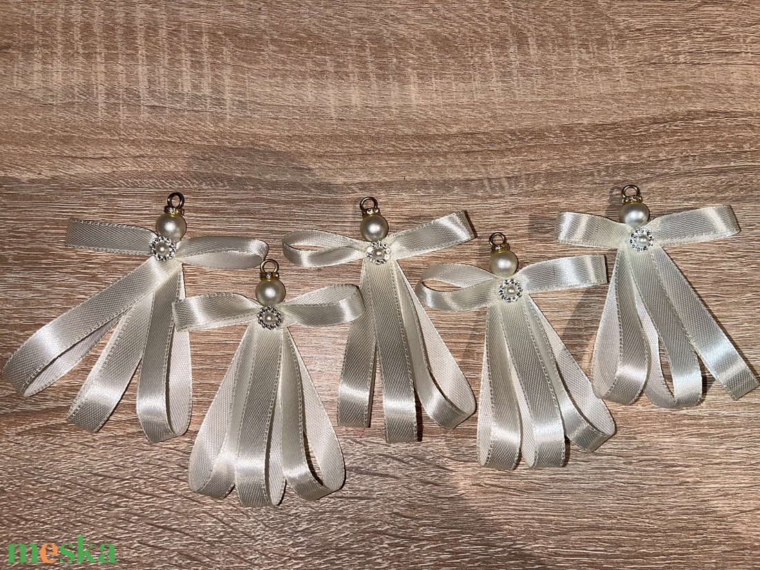 5 db szatén angyalka dísz - karácsony - karácsonyi lakásdekoráció - karácsonyfadíszek - Meska.hu