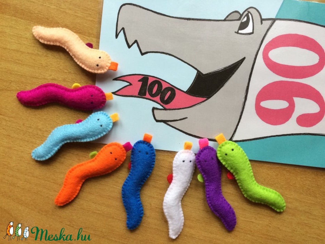 Kígyóvető, célba dobást gyakorló játék 8 db filc állatfigurával, ügyességi, készségfejlesztő játék - játék & sport - készségfejlesztő és logikai játék - Meska.hu