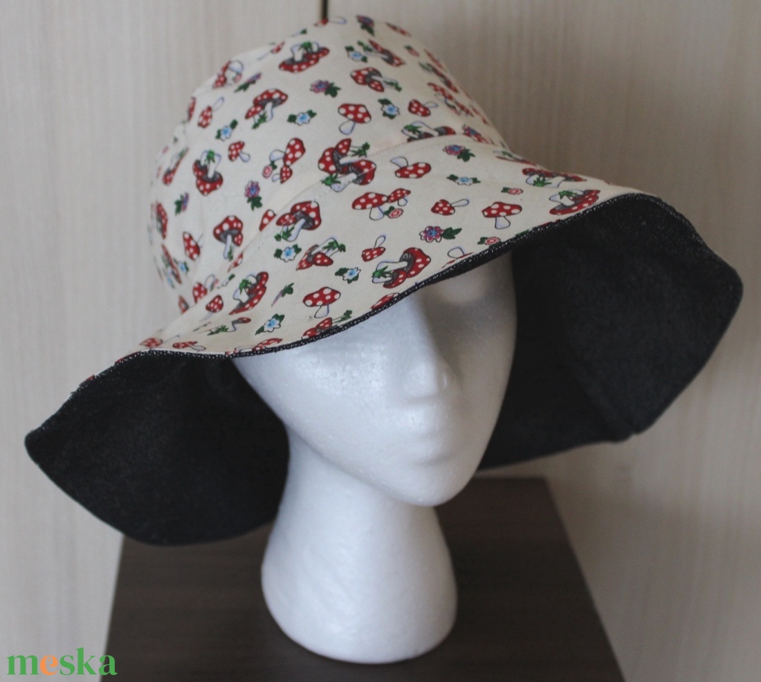 Kifordítható nyári mintás kalap - inside-out bucket hat - gomba mintával - ruha & divat - sál, sapka, kendő - kalap - Meska.hu