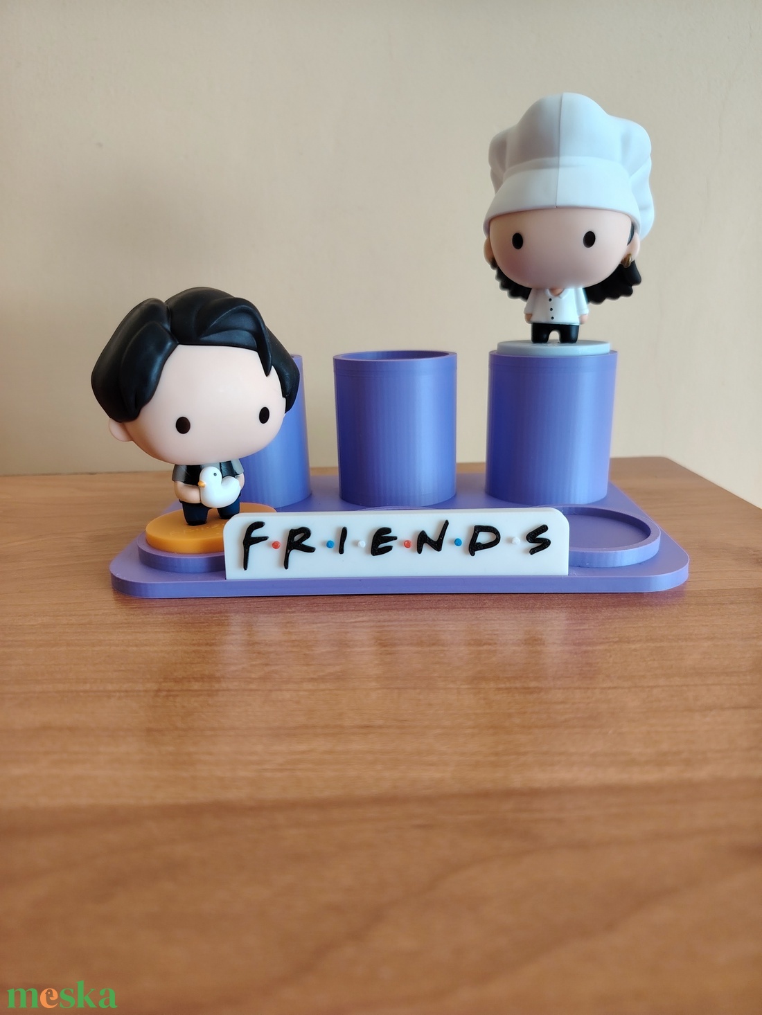 Jóbarátok McDonald's friends figura tartó állvány - otthon & életmód - dekoráció - asztal és polc dekoráció - asztaldísz - Meska.hu