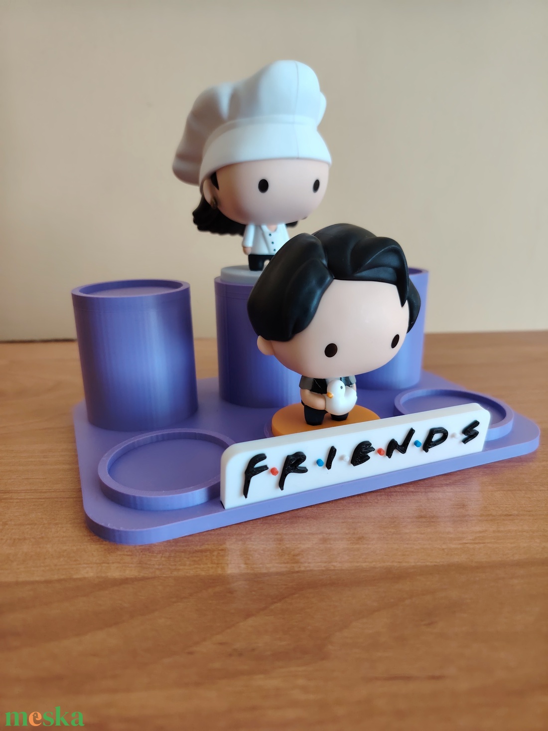 Jóbarátok McDonald's friends figura tartó állvány - otthon & életmód - dekoráció - asztal és polc dekoráció - asztaldísz - Meska.hu