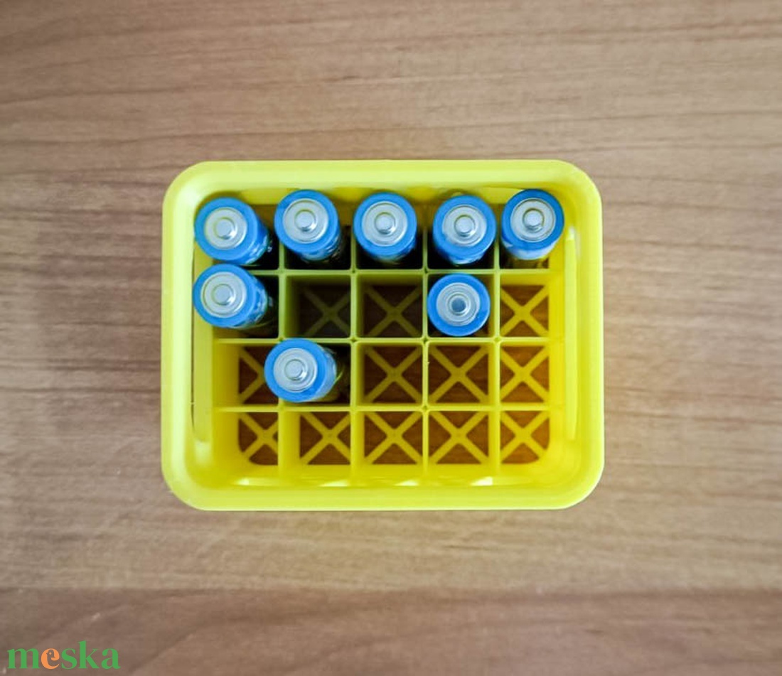 ElemBox AAA elemtartó - otthon & életmód - tárolás & rendszerezés - doboz - Meska.hu