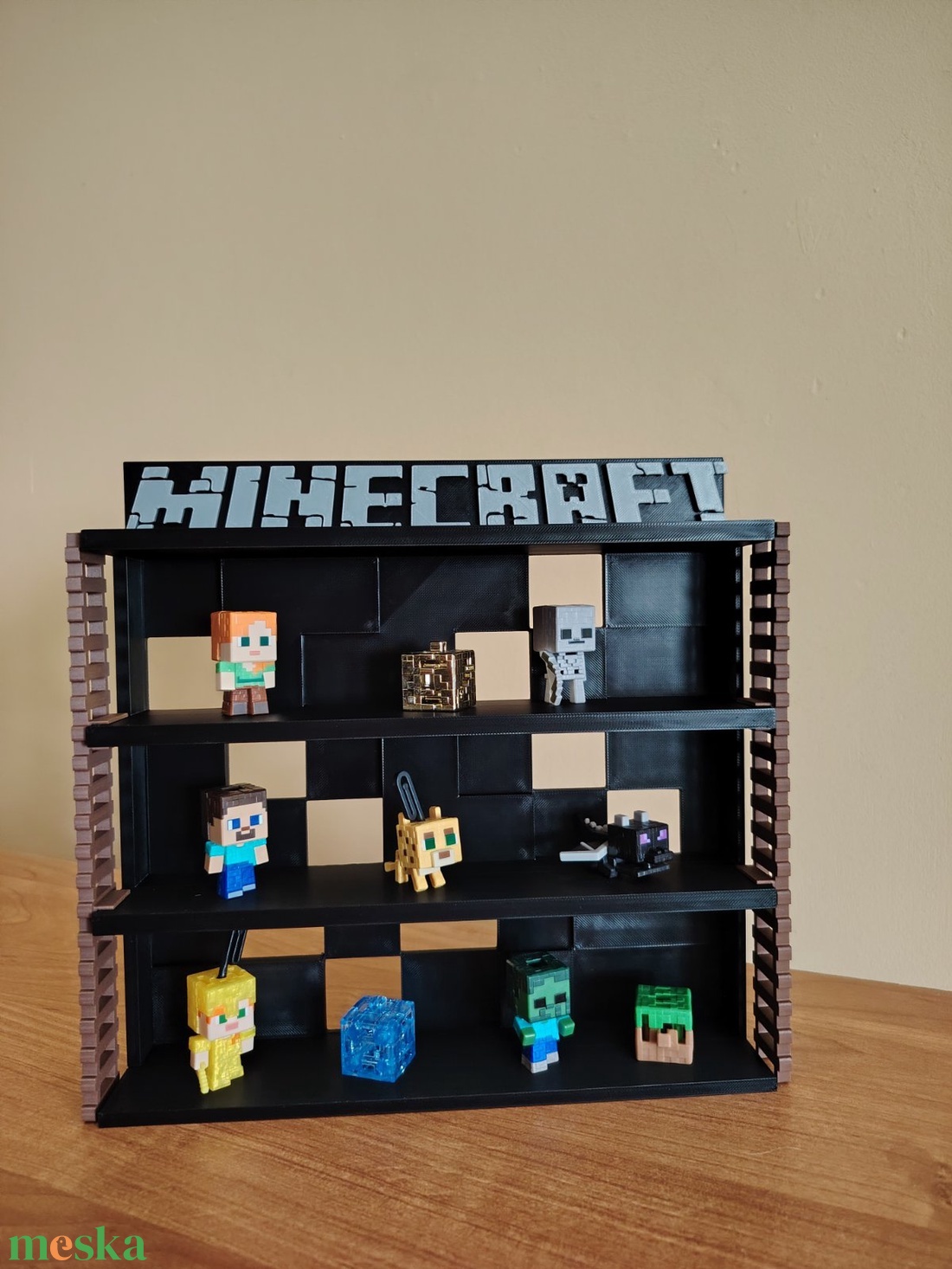 Minecraft kinder figura tartó - otthon & életmód - dekoráció - asztal és polc dekoráció - asztaldísz - Meska.hu