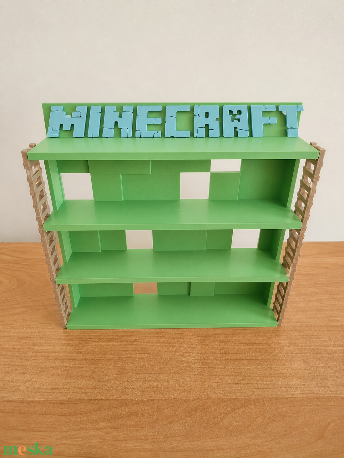 Minecraft kinder figura tartó - otthon & életmód - dekoráció - asztal és polc dekoráció - asztaldísz - Meska.hu