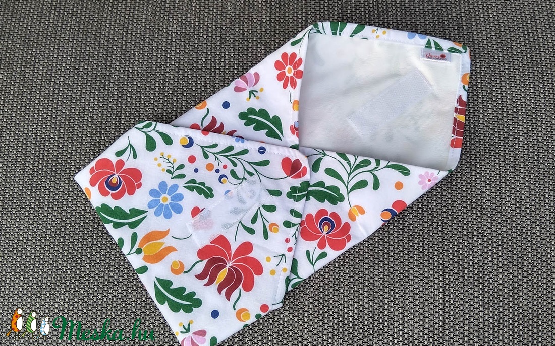 Népi motívumok - textil szalvéta, élelmiszerbiztos PUL anyaggal - ovi- és sulikezdés - uzsonna- & ebéd tartó - szendvics csomagoló - Meska.hu Népi motívumok - textil szalvéta, élelmiszerbiztos PUL anyaggal - ovi- és sulikezdés - uzsonna- & ebéd tartó - szendvics csomagoló - Meska.hu