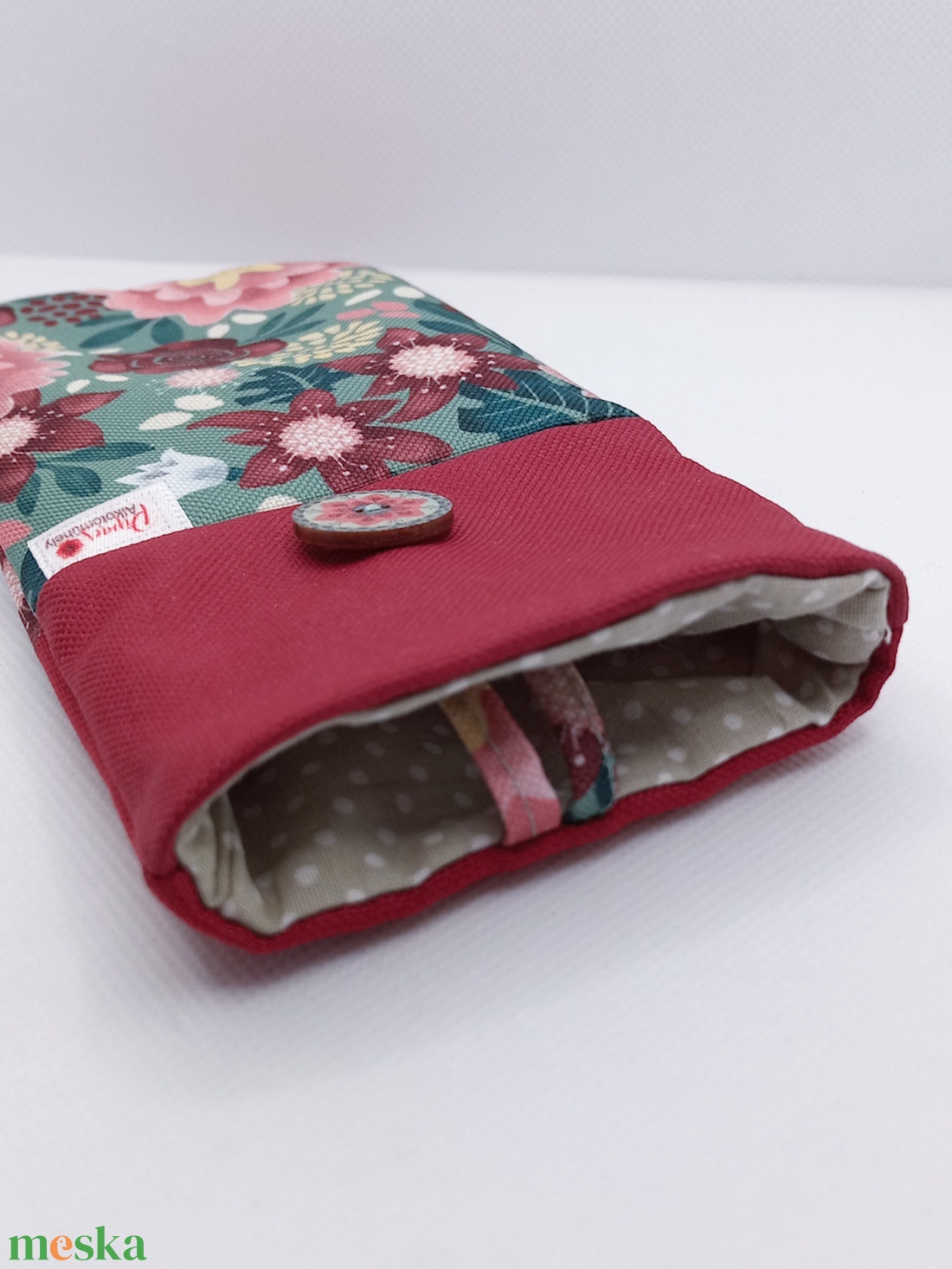 Bordó, virágos vízhatlan textil telefontok - táska & tok - pénztárca & más tok - telefontok - Meska.hu Bordó, virágos vízhatlan textil telefontok - táska & tok - pénztárca & más tok - telefontok - Meska.hu