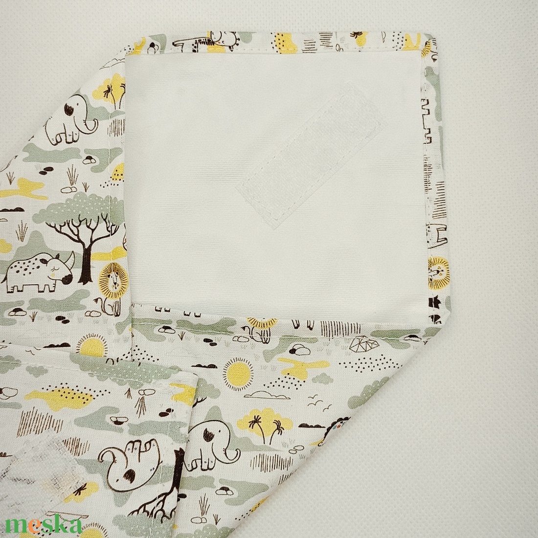 Szafaris gyermek textil szalvéta, élelmiszerbiztos PUL anyaggal - otthon & életmód - konyhafelszerelés, tálalás - konyhai textil - szalvéta - Meska.hu Szafaris gyermek textil szalvéta, élelmiszerbiztos PUL anyaggal - otthon & életmód - konyhafelszerelés, tálalás - konyhai textil - szalvéta - Meska.hu