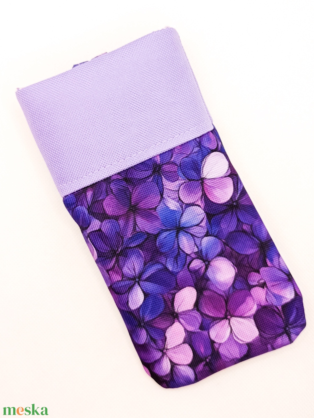 Lila virágmintás - vízhatlan textil telefontok - táska & tok - pénztárca & más tok - telefontok - Meska.hu Lila virágmintás - vízhatlan textil telefontok - táska & tok - pénztárca & más tok - telefontok - Meska.hu