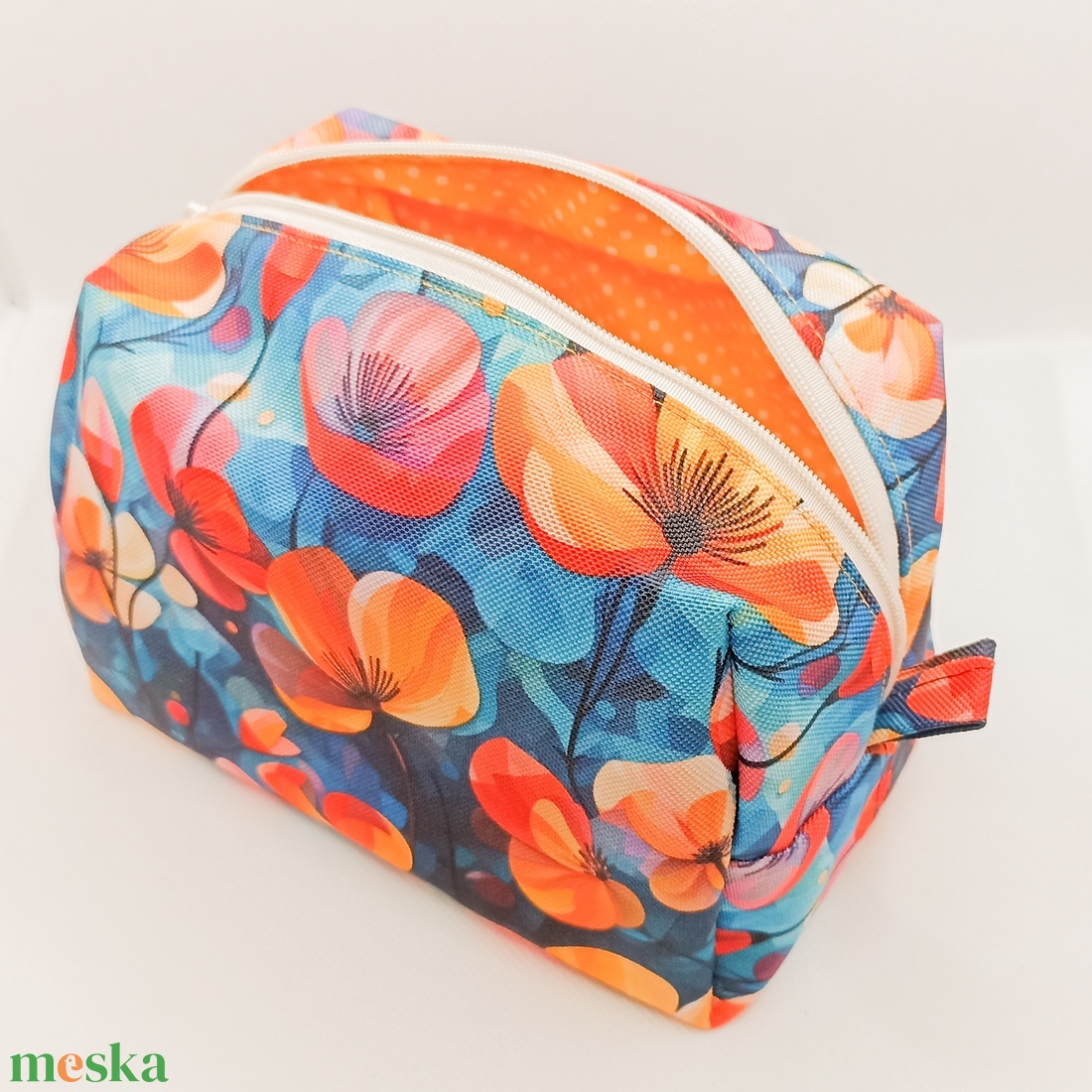 Virágok - vízhatlan piperetáska - táska & tok - neszesszer - Meska.hu