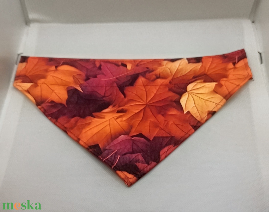 Őszi leveles - Vízhatlan textil kutyasál - otthon & életmód - kisállatoknak - kutyáknak - kutya ruházat - Meska.hu
