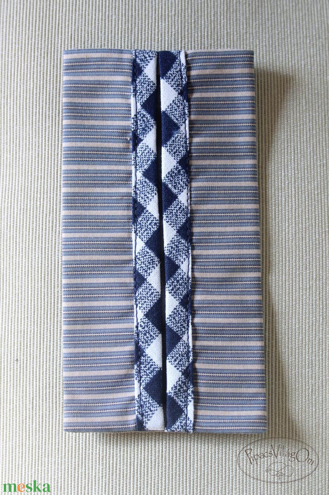 Csíkos papír zsebkendő tartó - táska & tok - pénztárca & más tok - zsebkendőtartó tok - Meska.hu