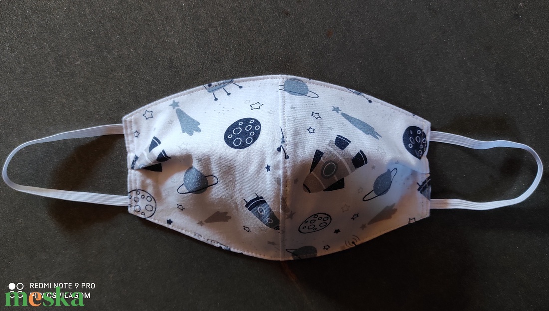 Űrhajós arcmaszk, szájmaszk GYEREK MÉRET! - ruha & divat - maszk, arcmaszk - gyerek - Meska.hu
