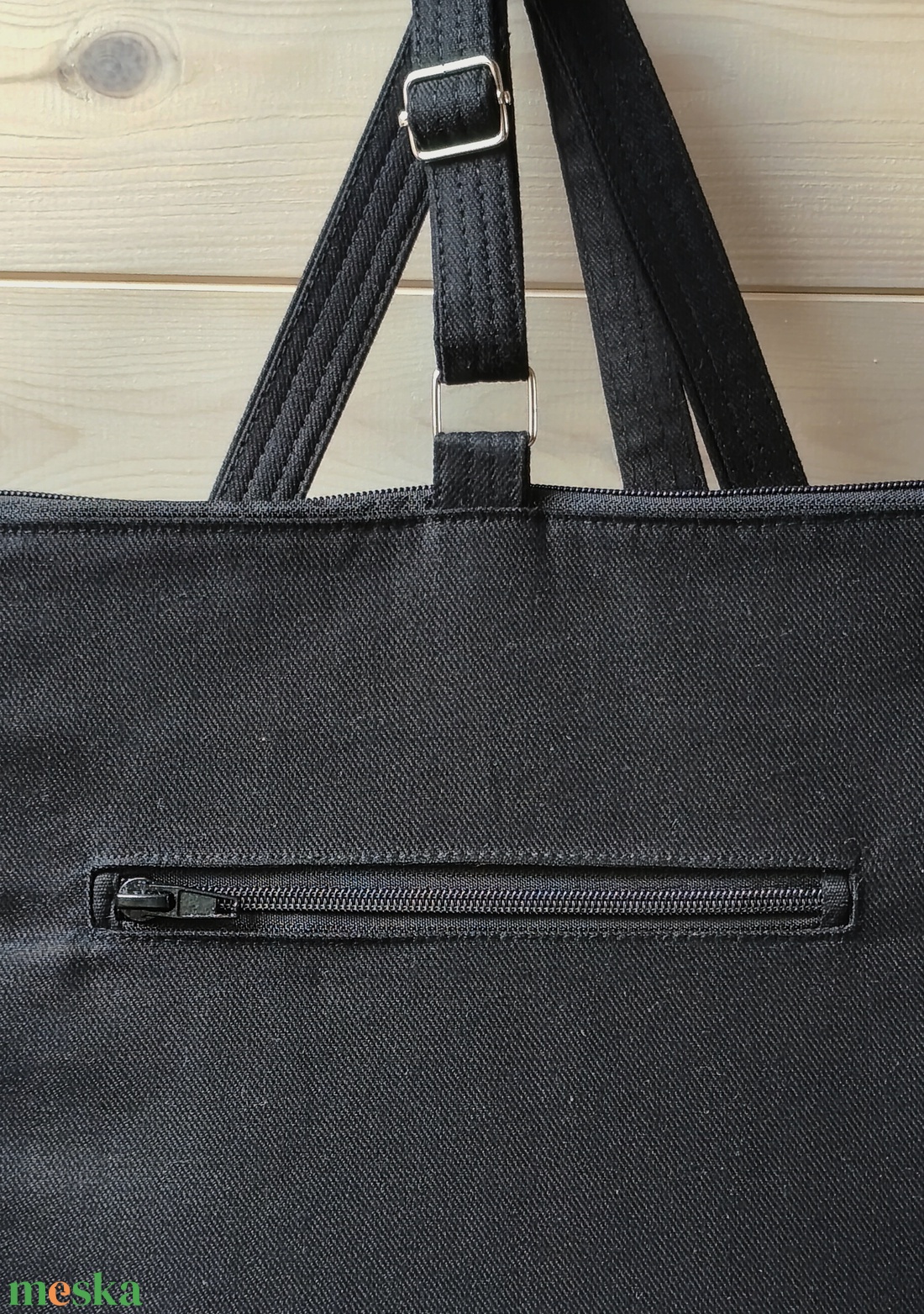 Fekete cipzáros zsebes 3in1 hátizsák / oldaltáska / válltáska - táska & tok - variálható táska - Meska.hu Fekete cipzáros zsebes 3in1 hátizsák / oldaltáska / válltáska - táska & tok - variálható táska - Meska.hu