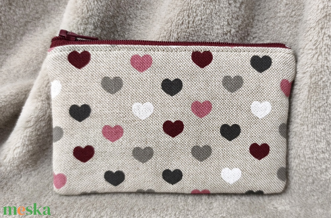 Szívecskés lapos kis neszesszer - táska & tok - neszesszer - Meska.hu