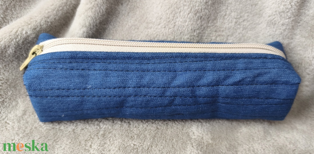 Tolltartó, farmer - otthon & életmód - papír, írószer - tolltartó & ceruzatekercs - Meska.hu