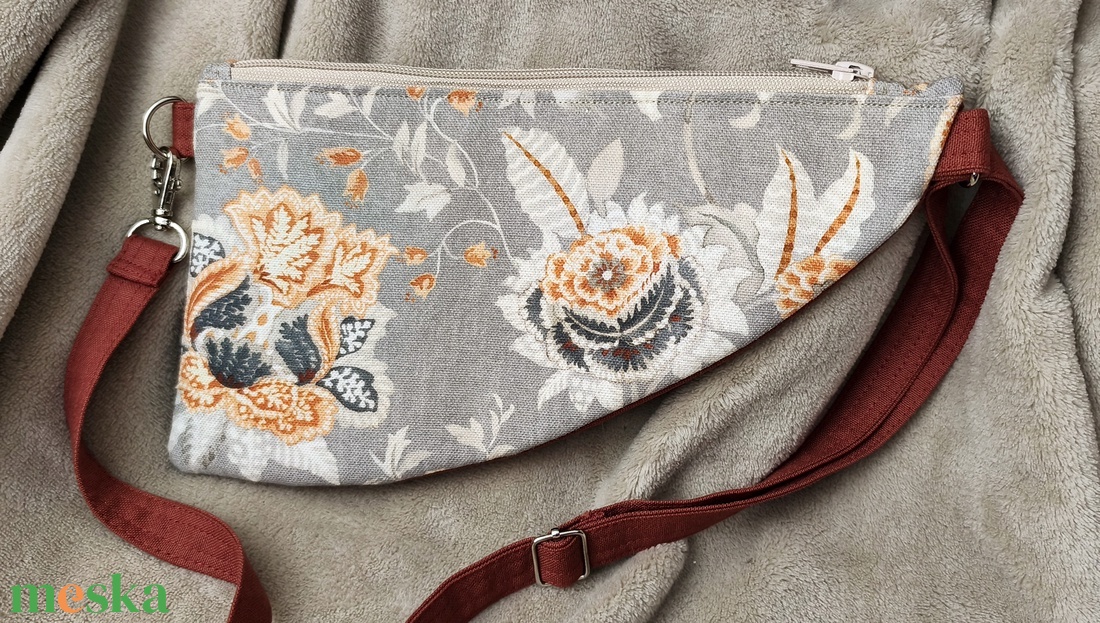 Keleti virágos minimál övtáska - táska & tok - övtáska - Meska.hu